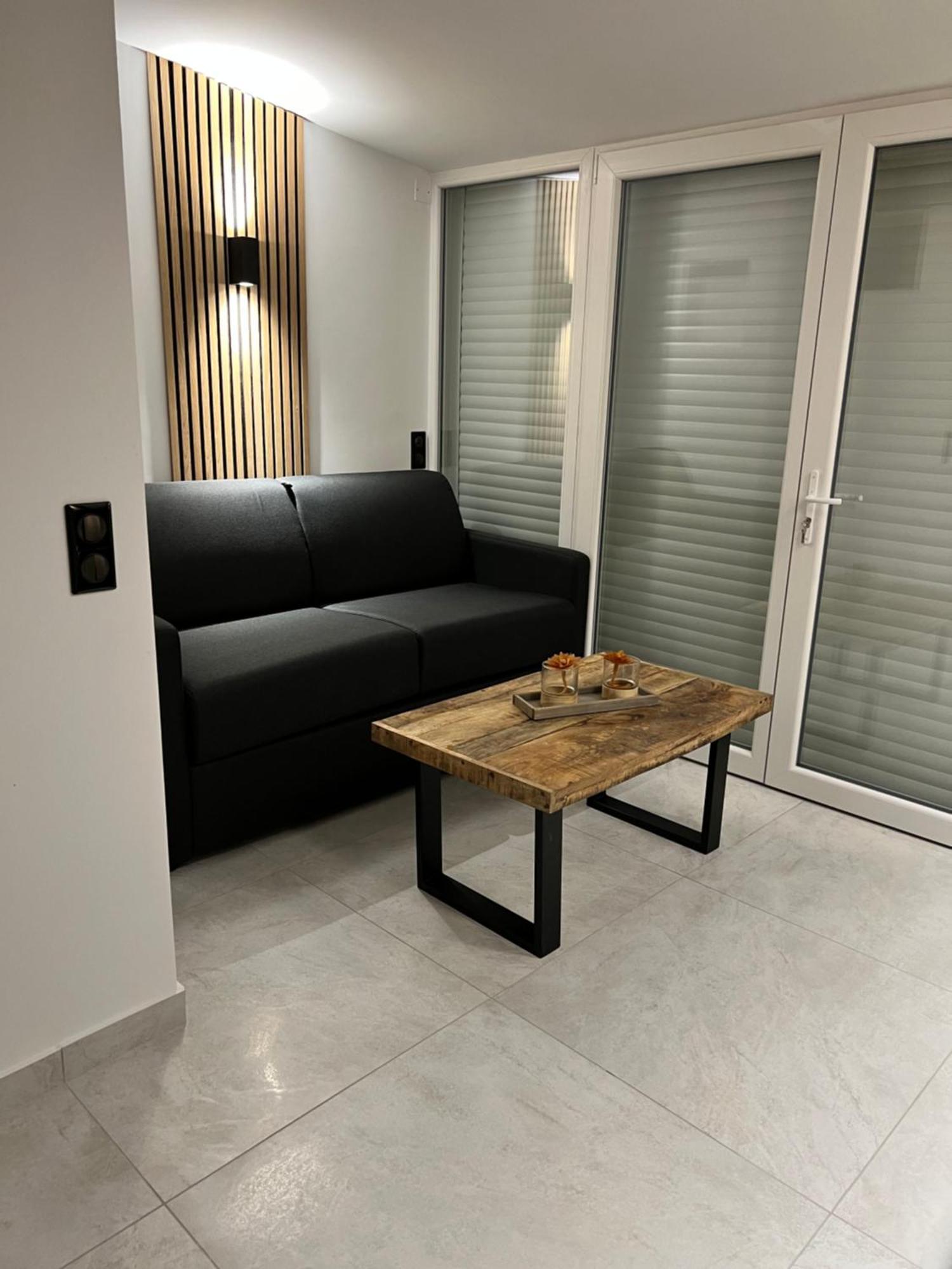 Coquette Maison A 500 M De La Plage Du Verdon A La Couronne 마르티그 외부 사진